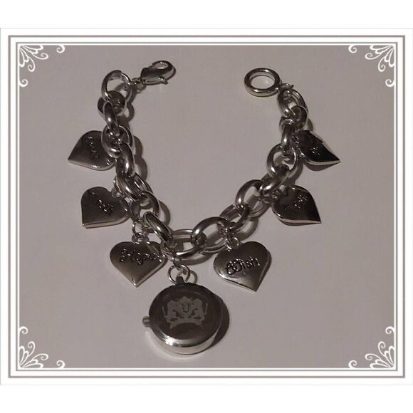 Pretty New Varsales Silver Inspirational Dangling Heart Charm BraceletWatch - Picture 3 of 3